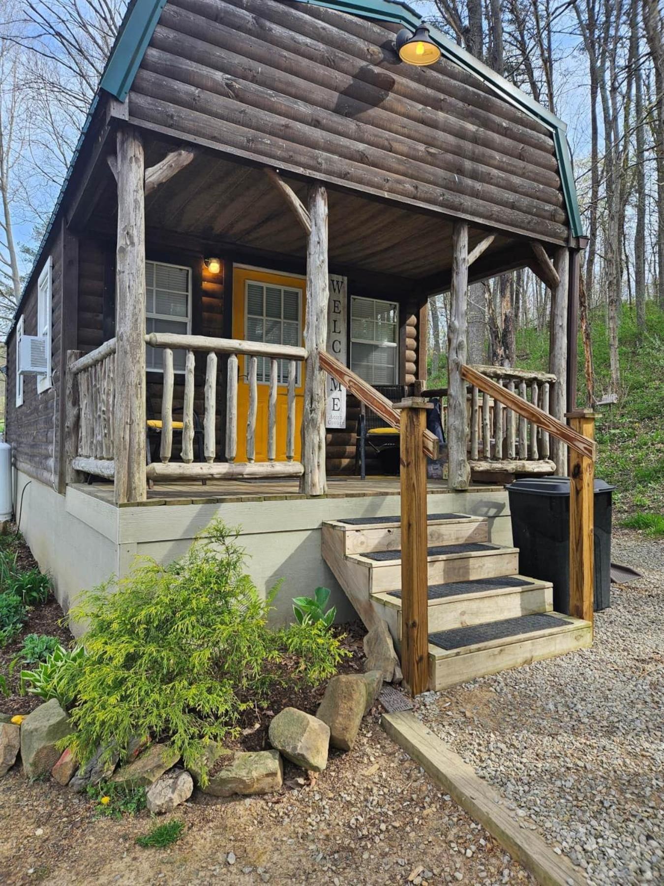Acorn Cottage At Hocking Vacations โลแกน ภายนอก รูปภาพ